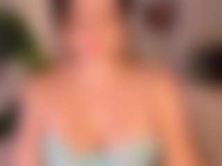 AmyWoods's Live Sex Cam Show