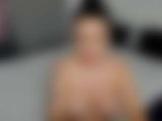 Lovelymichellex's Live Sex Cam Show