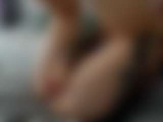Lovelymichellex's Live Sex Cam Show