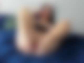 Lovelymichellex's Live Sex Cam Show