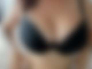 Lovelymichellex's Live Sex Cam Show