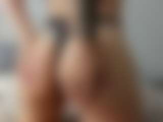 Lovelymichellex's Live Sex Cam Show