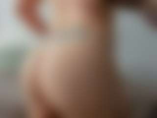 Lovelymichellex's Live Sex Cam Show