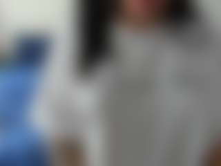 Live cam show with Lovelymichellex - Flirt MILF on Camiplay Live