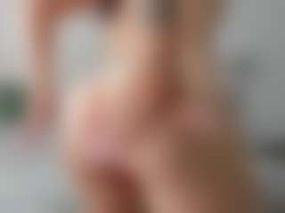 Lovelymichellex's Live Sex Cam Show
