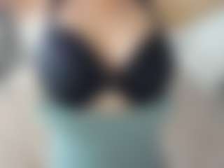 Lovelymichellex's Live Sex Cam Show
