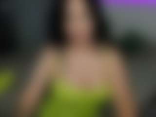 Show de cam en vivo con Lovelymichellex - Latina en Camsoda