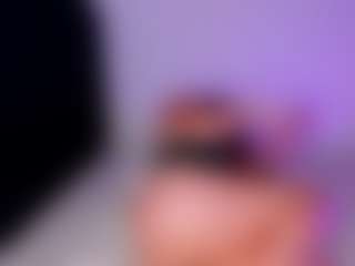Live cam show with ShWinter - Anal on live18s.com