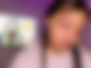 Live cam show with Miss_Sweet - Cute on madthumbs