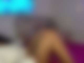 Live cam show with Miss_Sweet - Brown Eyes on Camsoda
