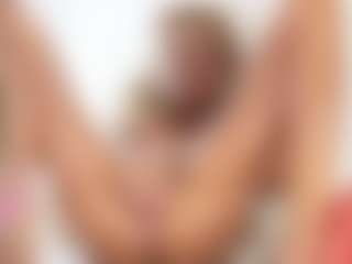 Live cam show with FitMilfBecca - Squirt on studioflirtlive.com