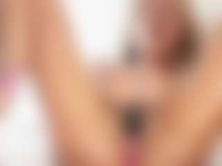 FitMilfBecca's Live Sex Cam Show
