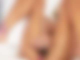 FitMilfBecca's Live Sex Cam Show