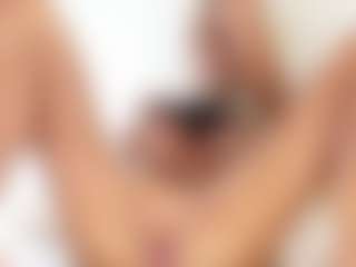 FitMilfBecca's Live Sex Cam Show