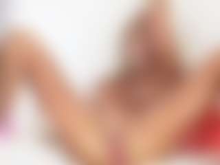 FitMilfBecca's Live Sex Cam Show