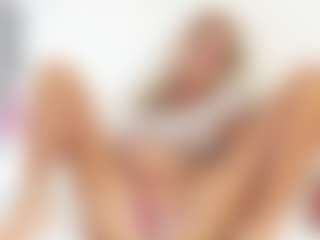Live cam show with FitMilfBecca - Blowjob Mature on sexylive.show