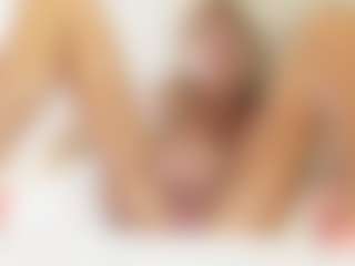 FitMilfBecca's Live Sex Cam Show