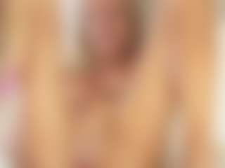 FitMilfBecca's Live Sex Cam Show