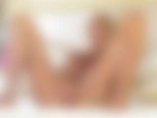 FitMilfBecca's Live Sex Cam Show