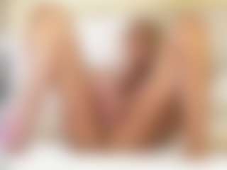 FitMilfBecca's Live Sex Cam Show