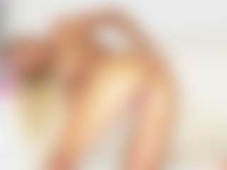 FitMilfBecca's Live Sex Cam Show