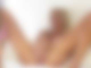 FitMilfBecca's Live Sex Cam Show