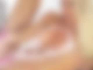 FitMilfBecca's Live Sex Cam Show