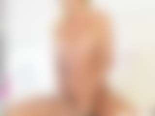 FitMilfBecca's Live Sex Cam Show