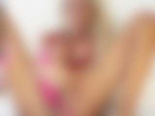 FitMilfBecca's Live Sex Cam Show