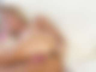 FitMilfBecca's Live Sex Cam Show