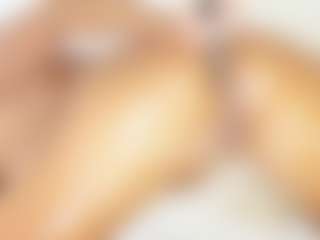 FitMilfBecca's Live Sex Cam Show