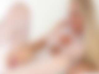 FitMilfBecca's Live Sex Cam Show