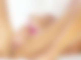FitMilfBecca's Live Sex Cam Show