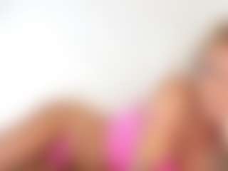 FitMilfBecca's Live Sex Cam Show