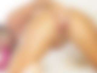FitMilfBecca's Live Sex Cam Show
