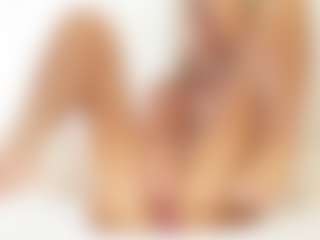 FitMilfBecca's Live Sex Cam Show