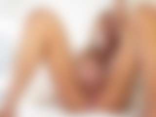 FitMilfBecca's Live Sex Cam Show
