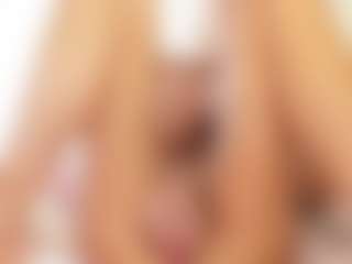 FitMilfBecca's Live Sex Cam Show