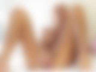 FitMilfBecca's Live Sex Cam Show