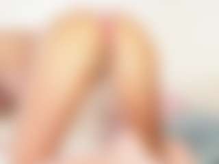 FitMilfBecca's Live Sex Cam Show