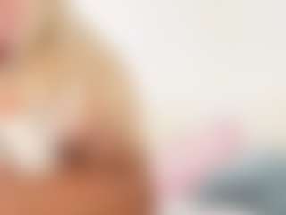 FitMilfBecca's Live Sex Cam Show