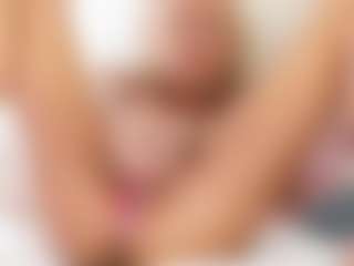 FitMilfBecca's Live Sex Cam Show