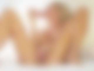 FitMilfBecca's Live Sex Cam Show