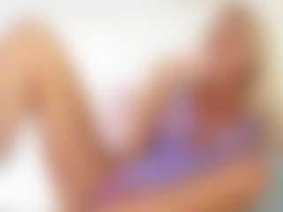Show live cam dengan FitMilfBecca - Housewife Athletic di Camsoda