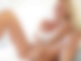 FitMilfBecca's Live Sex Cam Show
