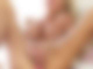 FitMilfBecca's Live Sex Cam Show