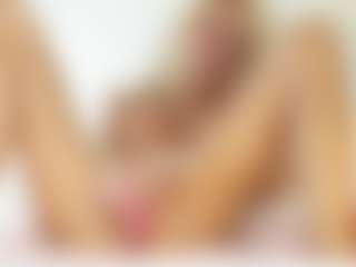 Live cam show with FitMilfBecca - Sexwebcam MILF on sexylive.show