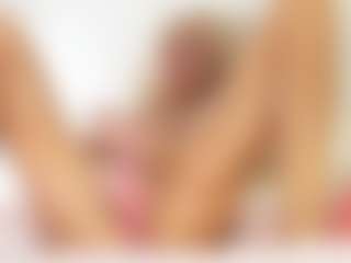 FitMilfBecca's Live Sex Cam Show