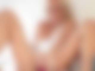 FitMilfBecca's Live Sex Cam Show