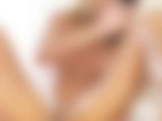 FitMilfBecca's Live Sex Cam Show